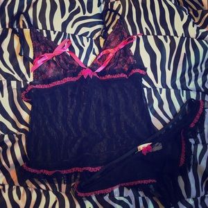 Victoria’s Secret peekaboo sexy Valentine lingerie